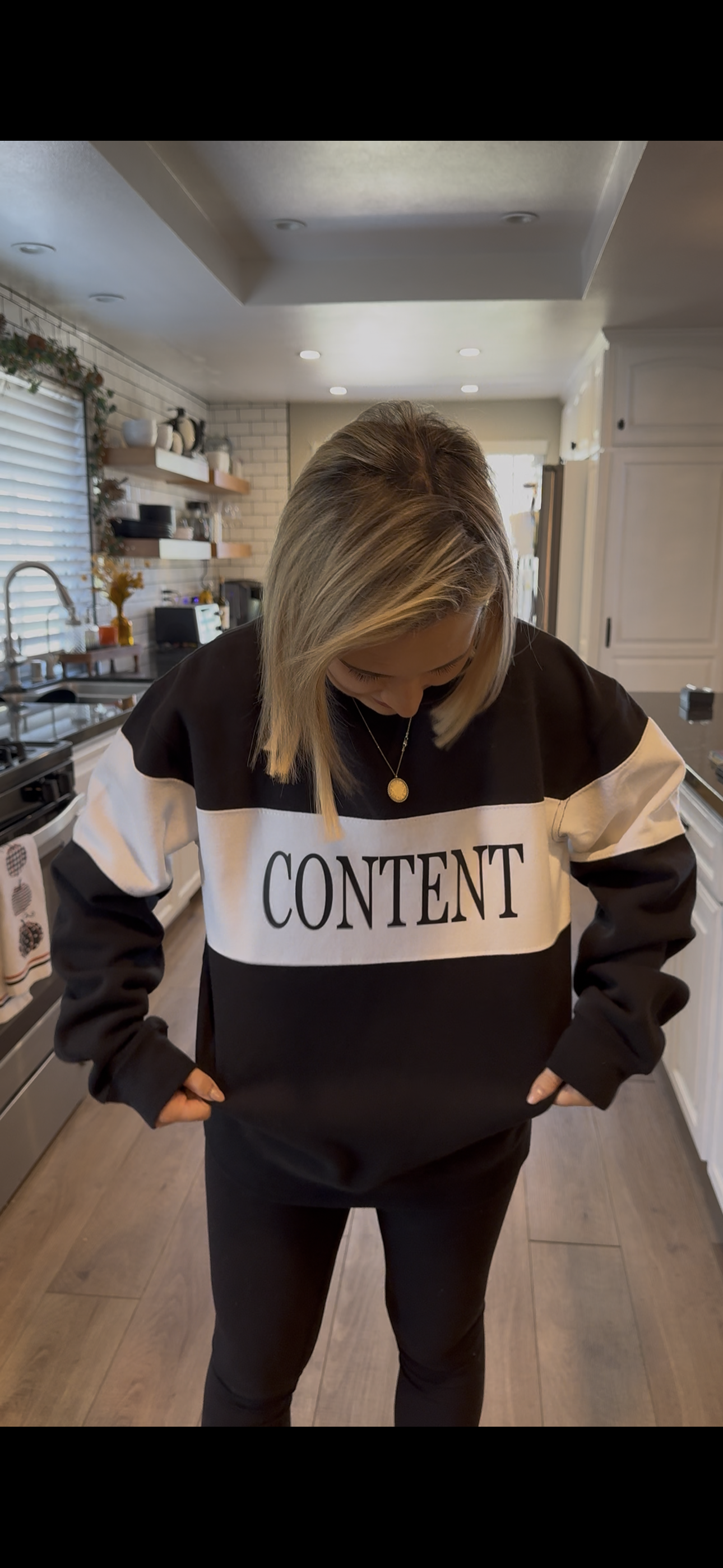 CONTENT Crew Neck