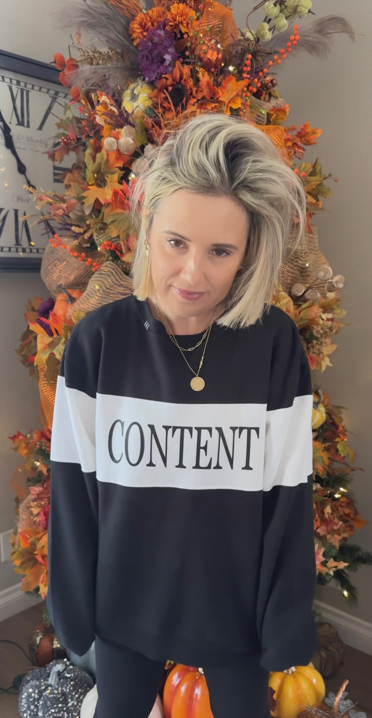 CONTENT Crew Neck